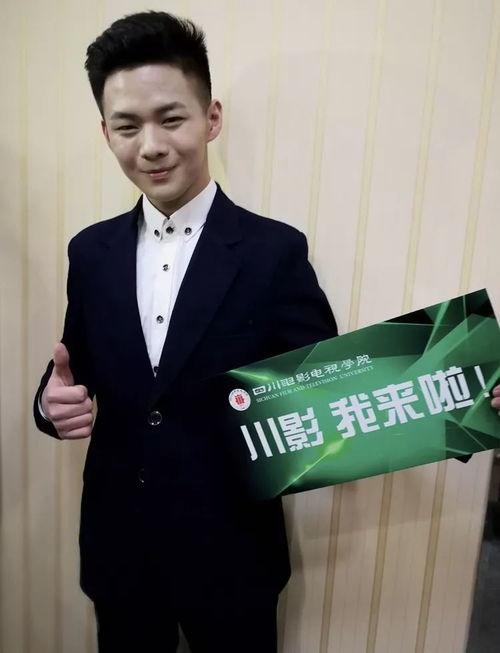 吃瓜黄俊杰,娱乐圈的“瓜王”传奇